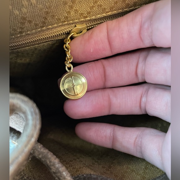 🤎 Gucci Bamboo Suede Backpack 🤎 - Picture 10 of 13